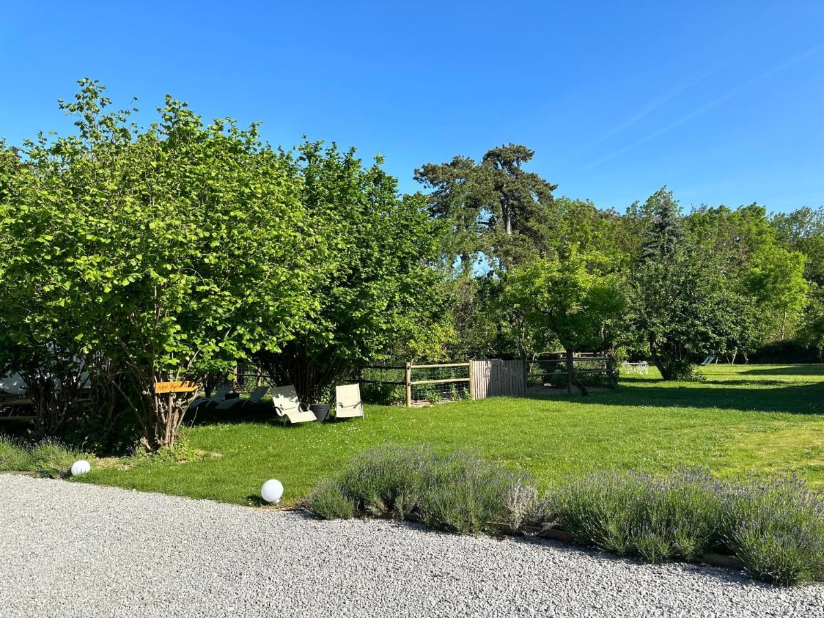 Au Domaine Du Predieu Crécy-sur-Serre Exterior foto